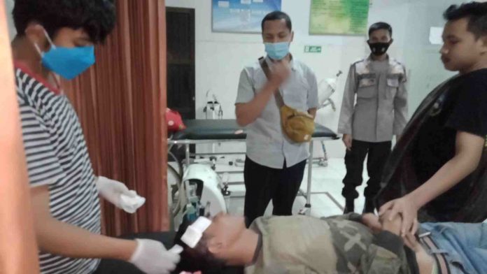 Ceritakan Pengalaman jadi TKI Sambil Minum Tuak, HM Saupi Ditebas Rekannya