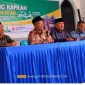 Foto : Sektretaris Daerah Kab Lotim , Drs HM Juaini Taofik saat konfrensi Pers Di Depan Awak media (dok: Arul/ PorosLombok)