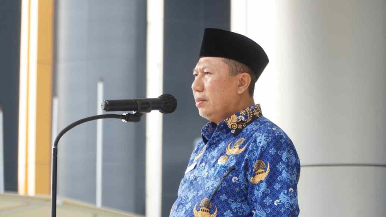 H HASNI KEPALA BPKAD LOTIM