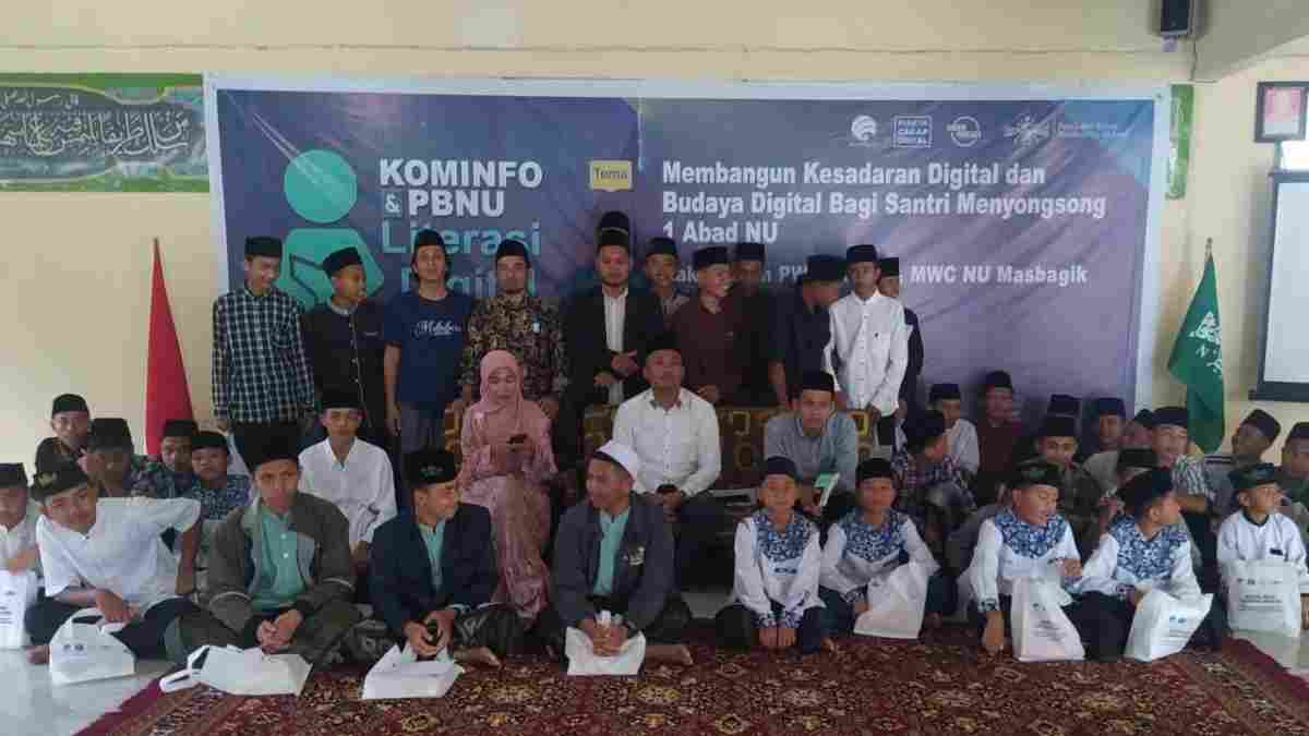 santri di Pondok Pesantren al Ijtihad Desa Danger, Kecamatan Masbagik, Kabupaten Lombok Timur. Minggu, (24/07)