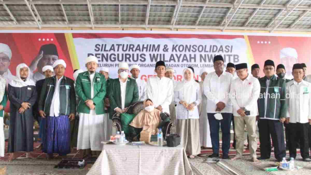 Foto : Pengurus NW bersama para Tokoh Partai Gerindra (dok: ist)