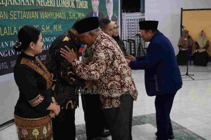 Acara pisah sambut Kepala Kejari Lotim