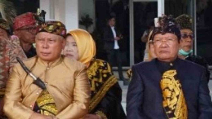 Foto : Bupati Lotim HM Sukiman Azmy (kiri) dan Wabup Lotim H Rumaksi, SJ, SH (dok:humas FkP)
