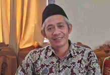 Potensi Kurban Lombok Utara Tembus Rp4 Miliar, Baznas Perkuat Pendataan dan Distribusi Merata Ketua Baznas Lombok Utara, Selamat Riyadi, memberikan penjelasan mengenai strategi pendataan dan target distribusi hewan kurban Iduladha 1447 H dalam sebuah pertemuan resmi.