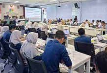 Kinerja Ekonomi NTB Menguat, Ekspor Melonjak dan Pariwisata Tumbuh Suasana rapat rilis Berita Resmi Statistik di kantor BPS Provinsi Nusa Tenggara Barat yang dihadiri sejumlah staf dan tamu undangan dengan latar layar presentasi data ekonomi.