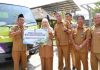 Solusi Sampah Desa Perampuan: Pemkab Lombok Barat Serahkan Truk Pengangkut Baru