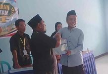 Muhamad Sabri Resmi Daftar Pilkades Peringgasela Timur Periode Ketiga, Janji Tuntaskan Air Minum